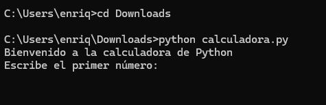 Navegamos en la carpeta donde guardamos el archivo "calculadora.py" y posteriormente lo ejecutamos.