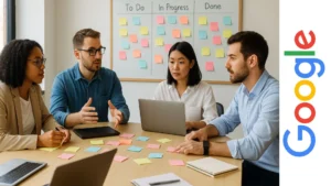 Equipo de trabajo diverso en reunión de gestión de proyectos con laptops y tablero Kanban lleno de notas adhesivas