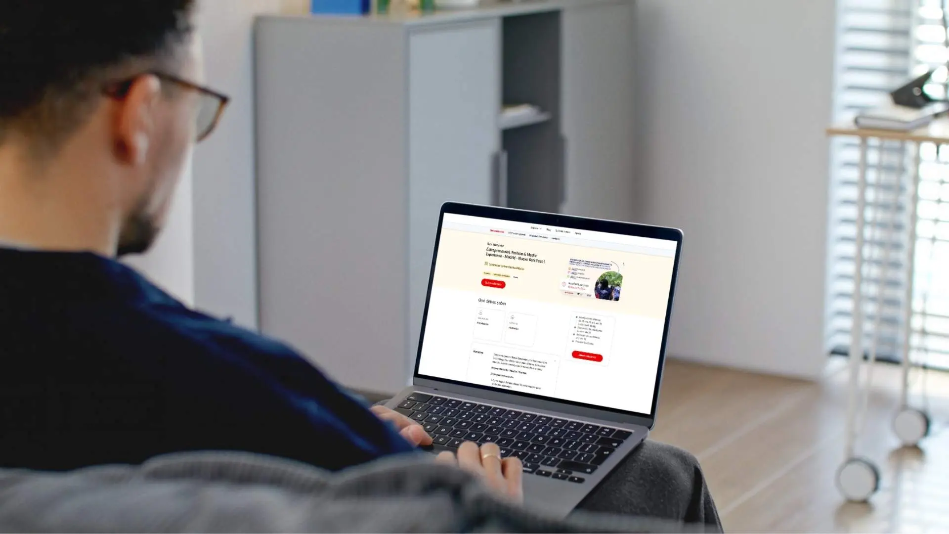 Beca Santander para vivir una experiencia internacional en Madrid y Nueva York con todo pagado