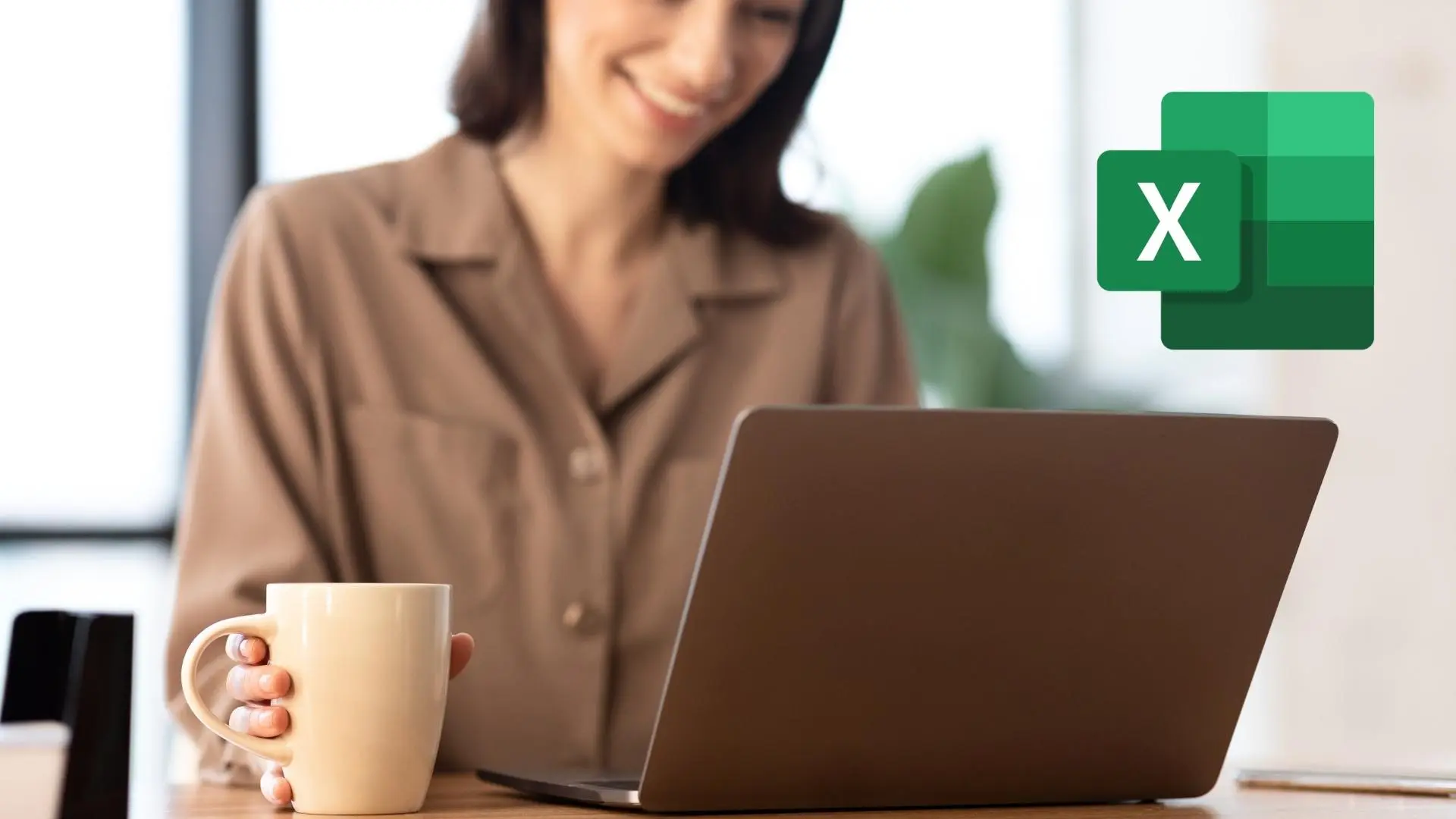 Curso gratis de tablas dinámicas y macros en Excel para mejorar análisis y automatización